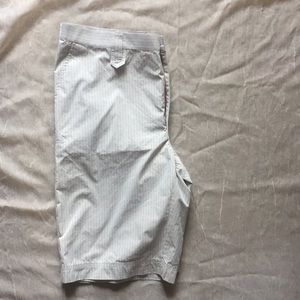 Men’s Tan stripe khaki shorts